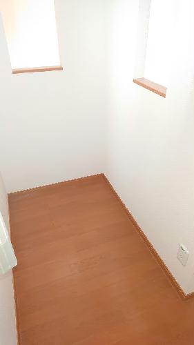 バルコニー　階段横収納