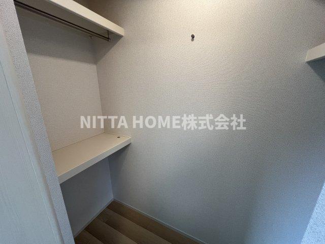 収納　洋室についているウォークインクローゼットです★