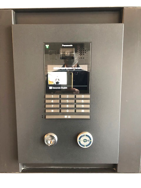 エントランス　タッチキーのＴＶモニター付きオートロック