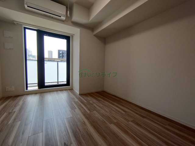 居室・リビング　※参考写真　同タイプ（別部屋）の写真となります。