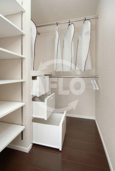 収納　パークアクシスうつぼ公園　ウォークインクローゼットあり