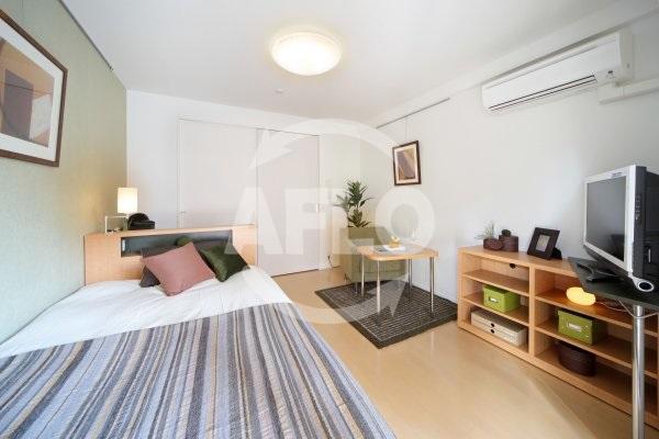 居室・リビング　パークアクシスうつぼ公園　開放的な室内　家具・家電つき