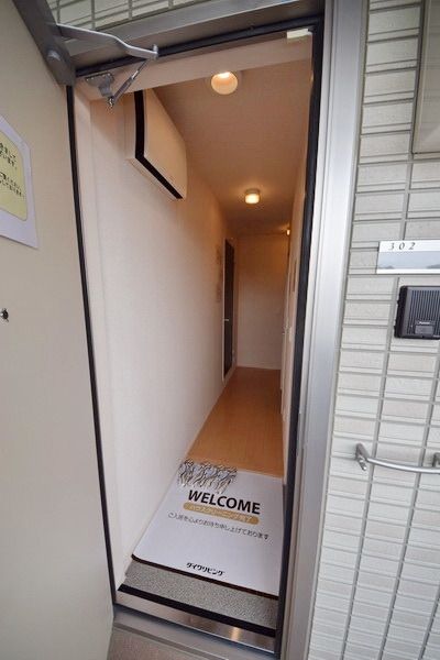 玄関　～玄関はこの広さですよ～