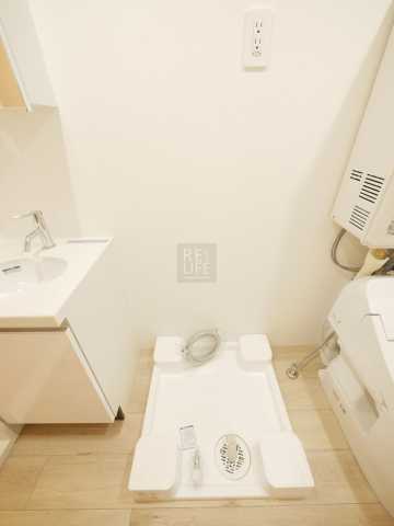 その他設備　ドムス・スタイル目黒・不動前の室内洗濯機置き場