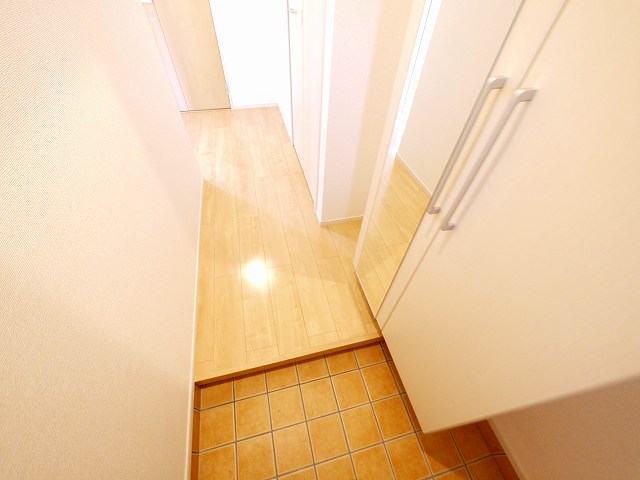 玄関　シンプルで使いやすい玄関です