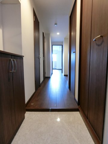 玄関　詳細は、RISUMO江坂本店→06-6155-7137まで♪