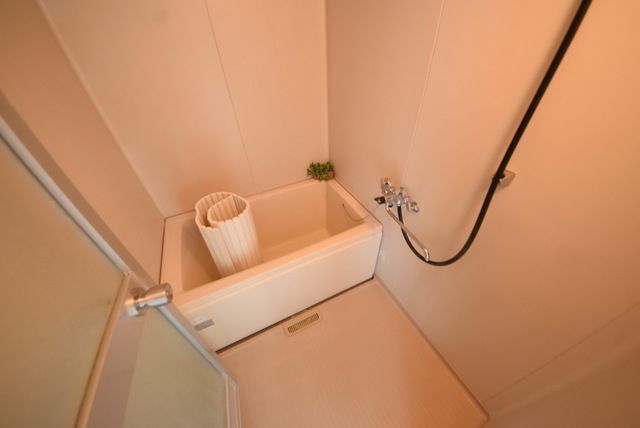 バス・シャワールーム　別部屋参考写真