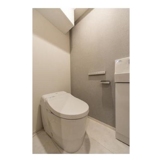 トイレ　※写真は同タイプ住戸です。