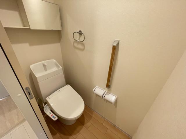 トイレ　シャワー付トイレ