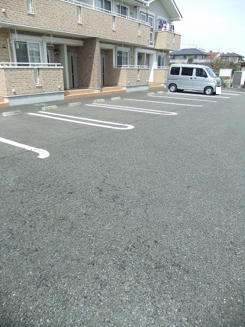 駐車場　MODE不動産に賃貸おまかせ♪栃木県全域お探し可能♪初期費用