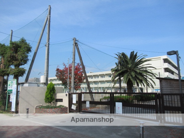 小学校　吹田市立吹田第二小学校（小学校）まで769m