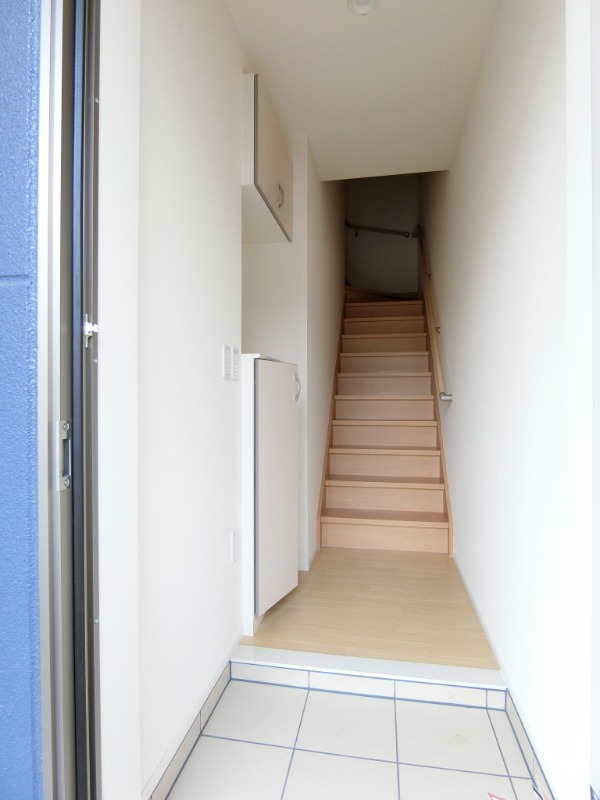 玄関　図面と現状に相違がある場合には現状を優先