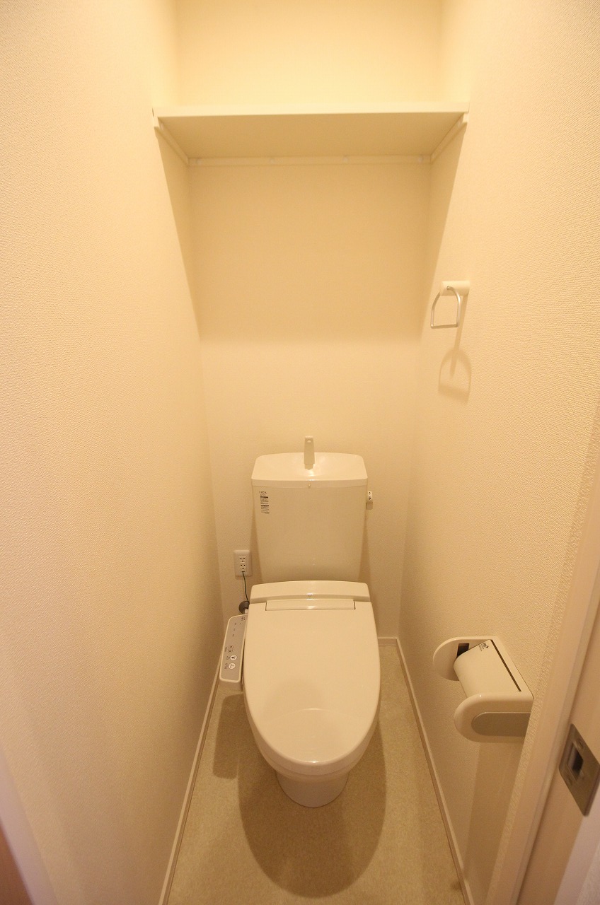 トイレ　同物件別のお部屋の写真です。