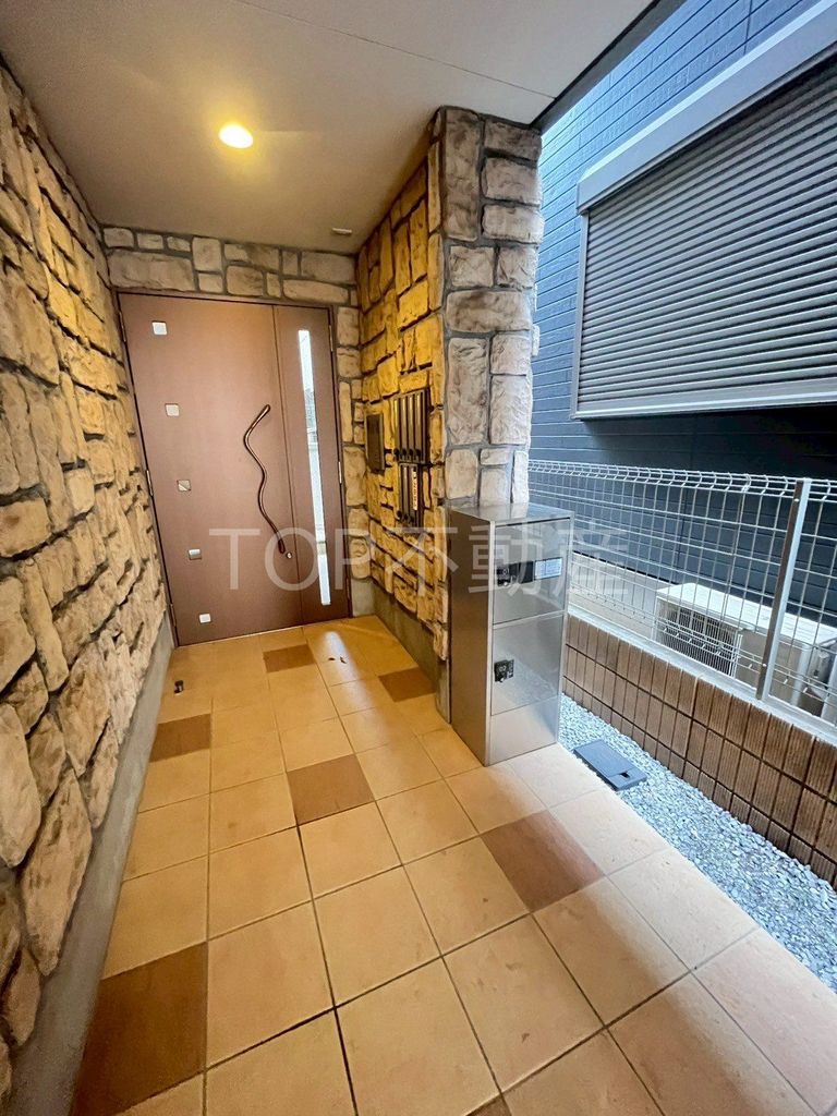 エントランス　エントランス