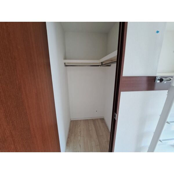 収納　Dolce Vita 新大阪　クローゼット