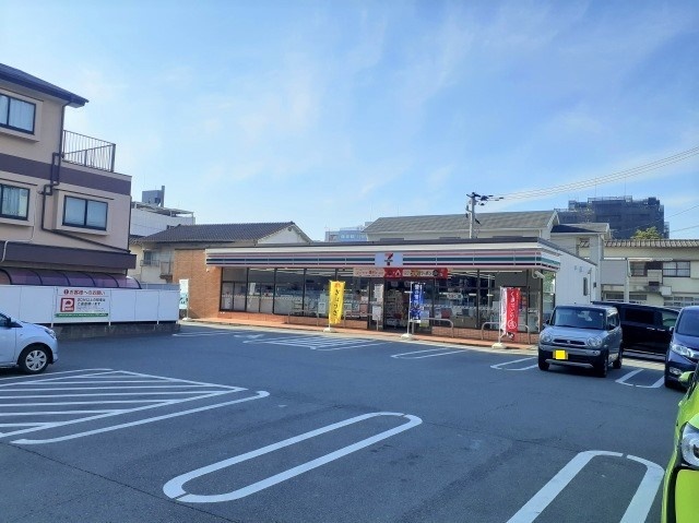 その他　セブンイレブン熊本南千反畑町店まで250m
