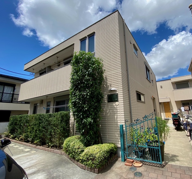 建物外観　★物件現地や最寄駅等でのお待ち合わせでご案内が可能です★