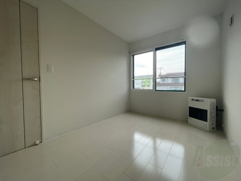 その他部屋・スペース　寝室です。部屋をどう使うかはあなた次第です！