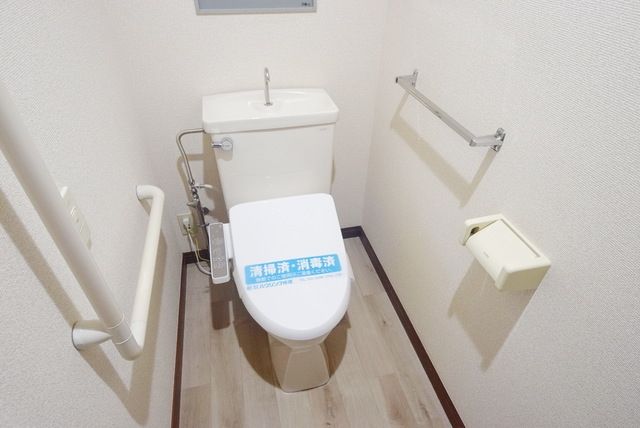 トイレ　★トイレ(手すり付き)★