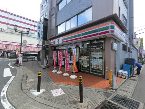 コンビニ　セブンイレブン 佐倉志津駅前店（コンビニ）まで468m