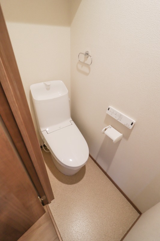 トイレ　図面と現状に相違がある場合には現状を優先