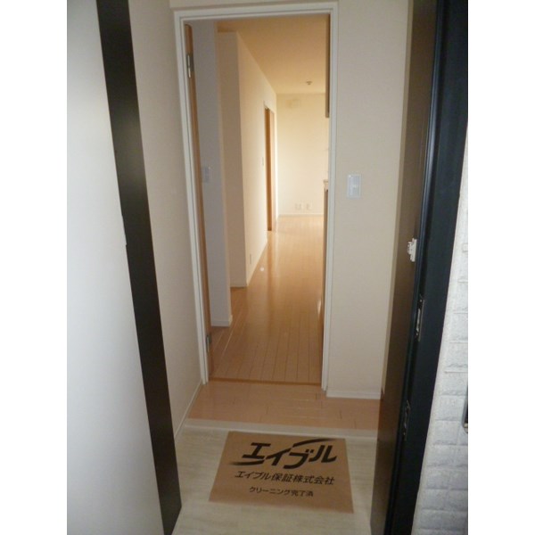 玄関　※参考写真