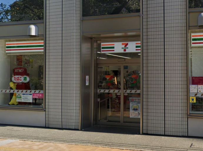 コンビニ　セブンイレブン 文京小石川播磨坂店（コンビニ）まで401m
