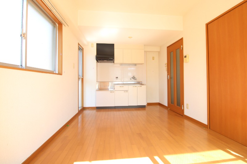 居室・リビング　現状のお部屋と相違がある場合は現状を優先させて頂きます。