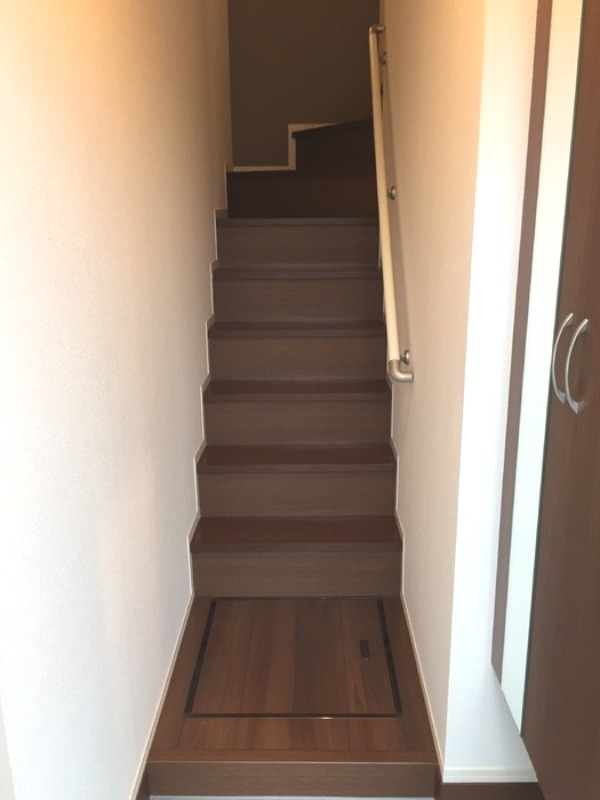 玄関　図面と現状に相違がある場合には現状を優先