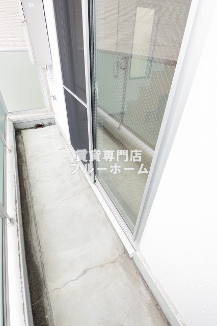 バルコニー　日差しが気持ちいいバルコニー！