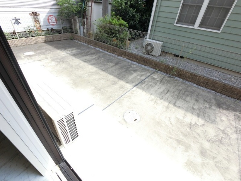 庭　図面と現状に相違がある場合には現状を優先