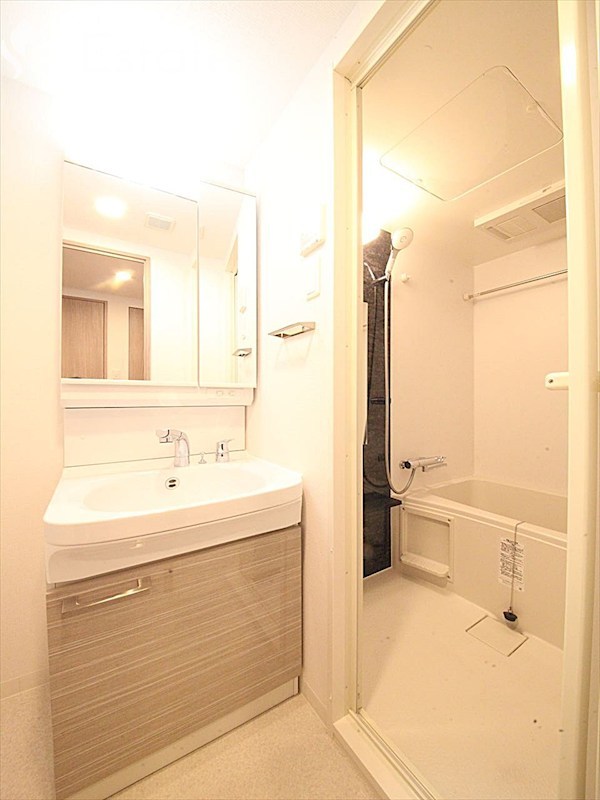 洗面設備　洗面所