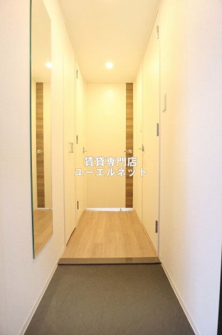 玄関　住まいの顔ともなる玄関