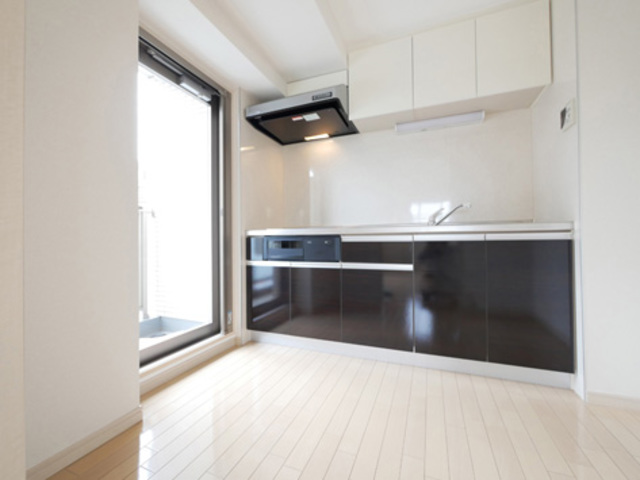 キッチン　勝手口付き