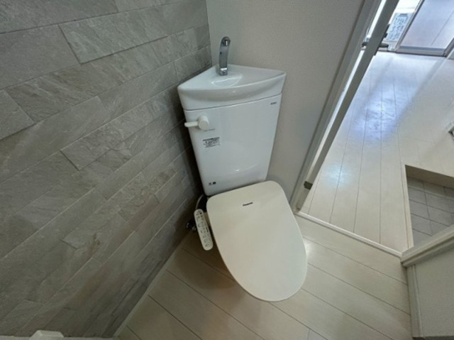 トイレ　トイレ