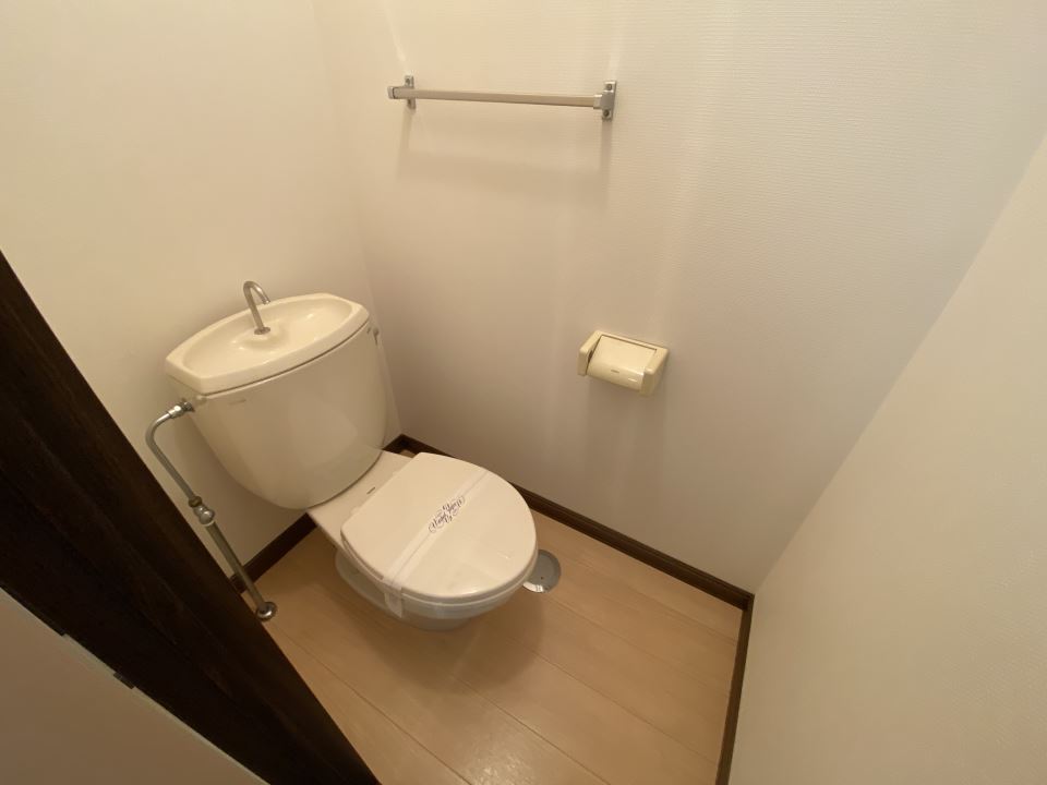 トイレ　洋式トイレです