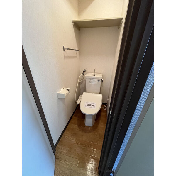 トイレ　清潔感のあるトイレです