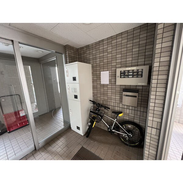 ロビー　ゆとりのあるロビーです