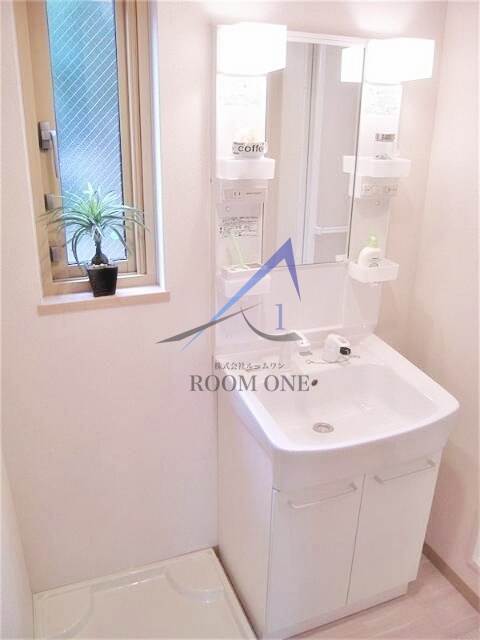 洗面設備　洗面台です。