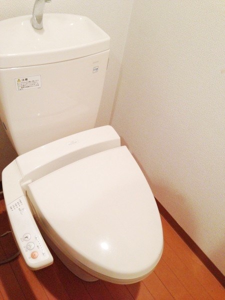 トイレ　トイレもきれいです