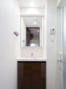 洗面設備　使いやすい独立洗面台☆