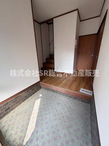 柏原市玉手町貸家の玄関写真