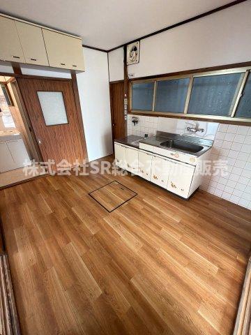柏原市玉手町貸家の居間写真
