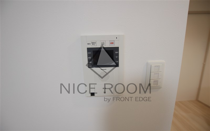 セキュリティ　スプランディッド新大阪キャトル　モニター付きインターホン