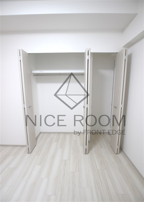 収納　スプランディッド新大阪キャトル　収納