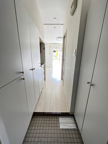 玄関　明るい玄関です