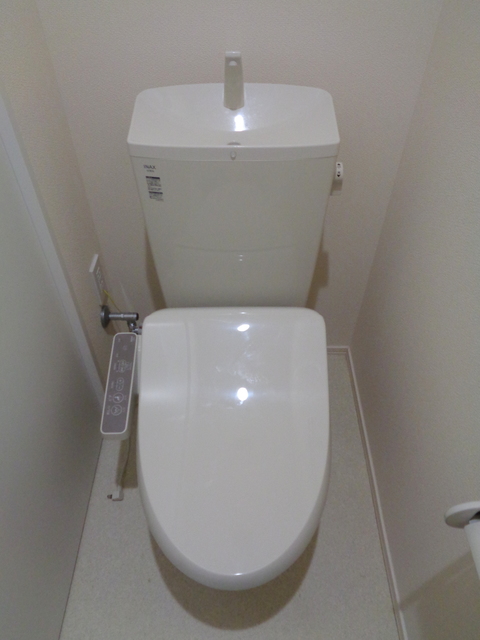 トイレ　ウォッシュレット付