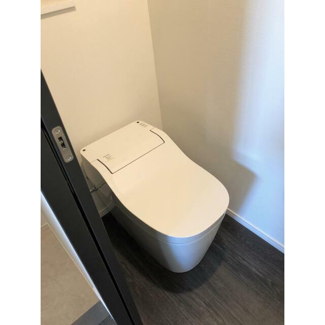 トイレ　写真は同タイプ別部屋のものになります