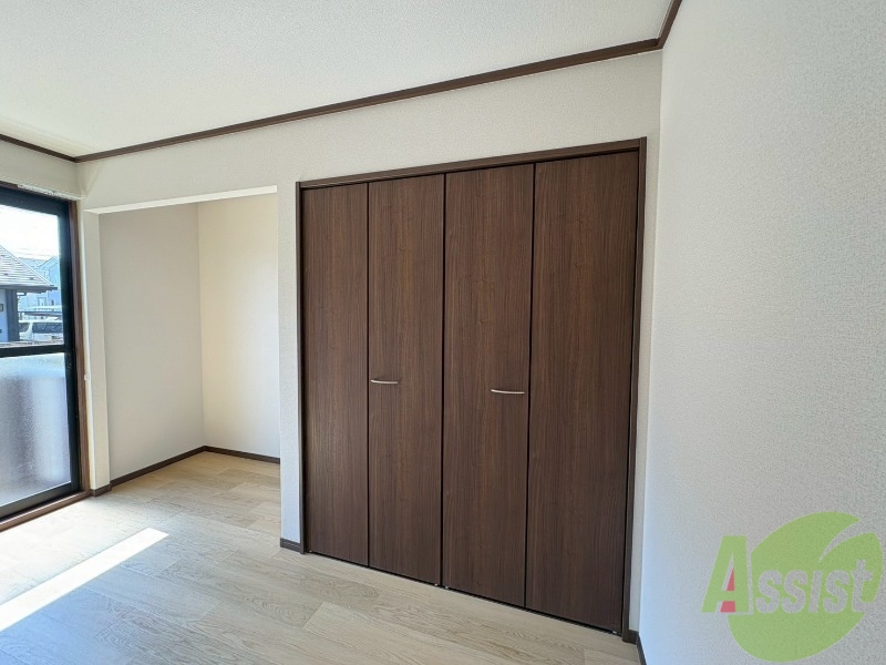 収納　クローゼットがあるので荷物が沢山入ります。