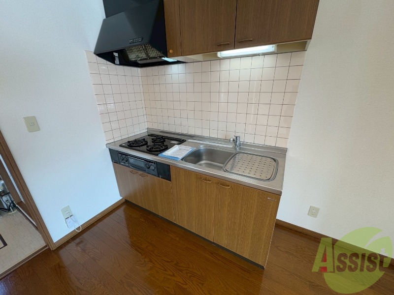 キッチン　キッチンはスペースも広々していて使いやすそうですよ！